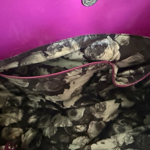 Ted Baker Fuchsia Glossy Shoulder Bag - Picture 7 of 14